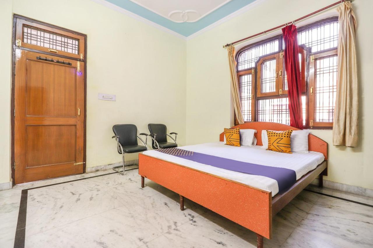 Hôtel Spot On 70311 Rangoli Palace à Lucknow Extérieur photo